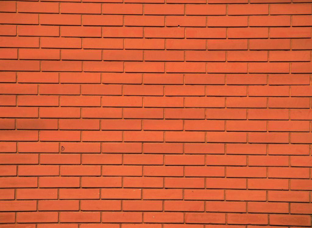 Handmade vs. Machine-Made Bricks: Key Difference